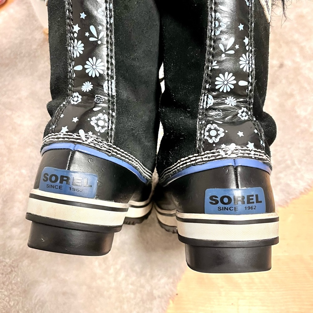*πHPπ Sorel | Waterproof Joan Of Arctic Boots Daisy Floral Fur Trim Boots SZ5 - Picture 7 of 12